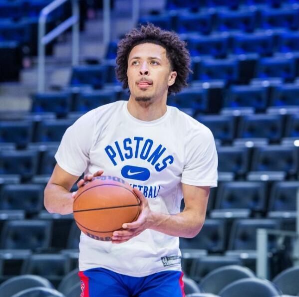 中找寻破绽 中找寻破绽